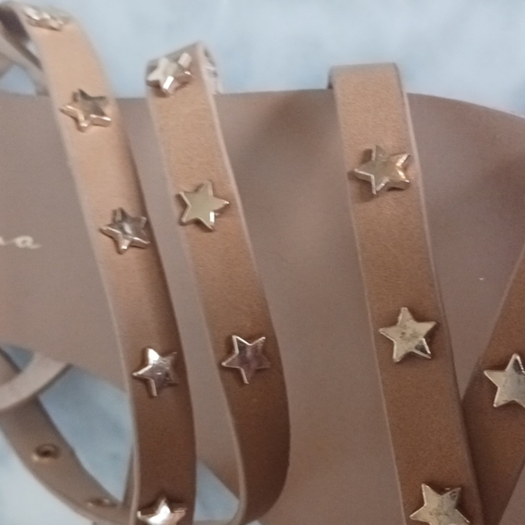 Vintage Havana Flat Strappy Star Stud Sandals,  Size 10 - Picture 7 of 10